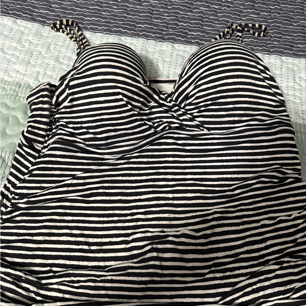 Apt. 9 Monochrome Striped Swimwear